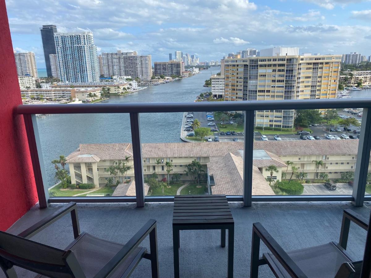 Beachwalk 1B 1B Incredible View Apartment 14 A Hallandale Beach Extérieur photo