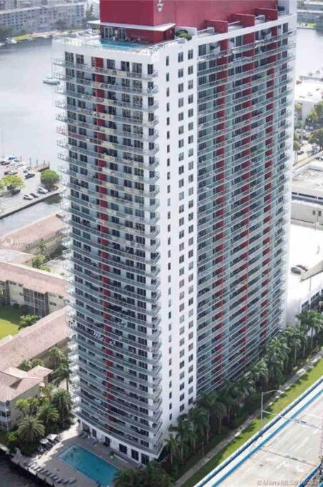 Beachwalk 1B 1B Incredible View Apartment 14 A Hallandale Beach Extérieur photo