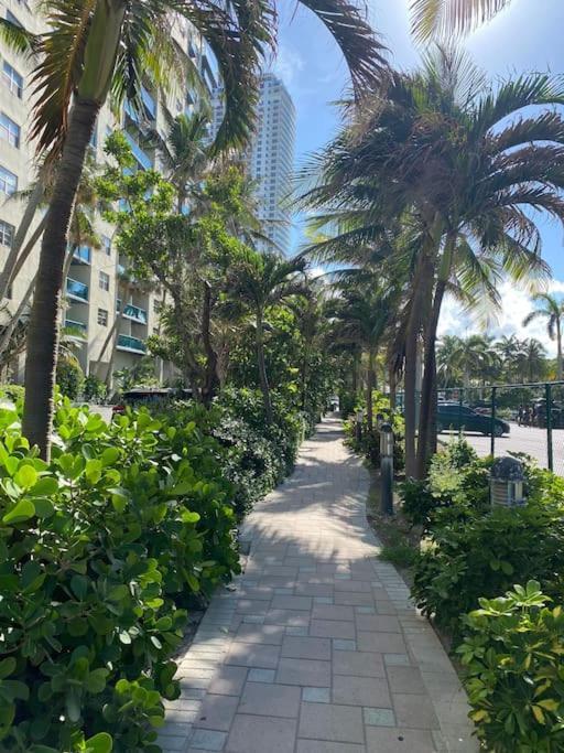 Beachwalk 1B 1B Incredible View Apartment 14 A Hallandale Beach Extérieur photo