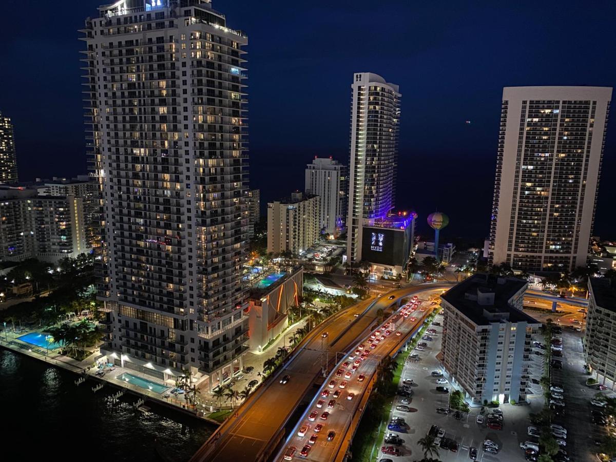 Beachwalk 1B 1B Incredible View Apartment 14 A Hallandale Beach Extérieur photo